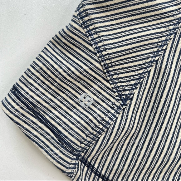 Lululemon Define Jacket Rose Gold & Blue Stripe - Picture 6 of 6
